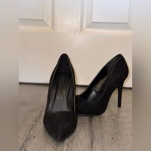 Charlotte Russe plumps black velvet size 8